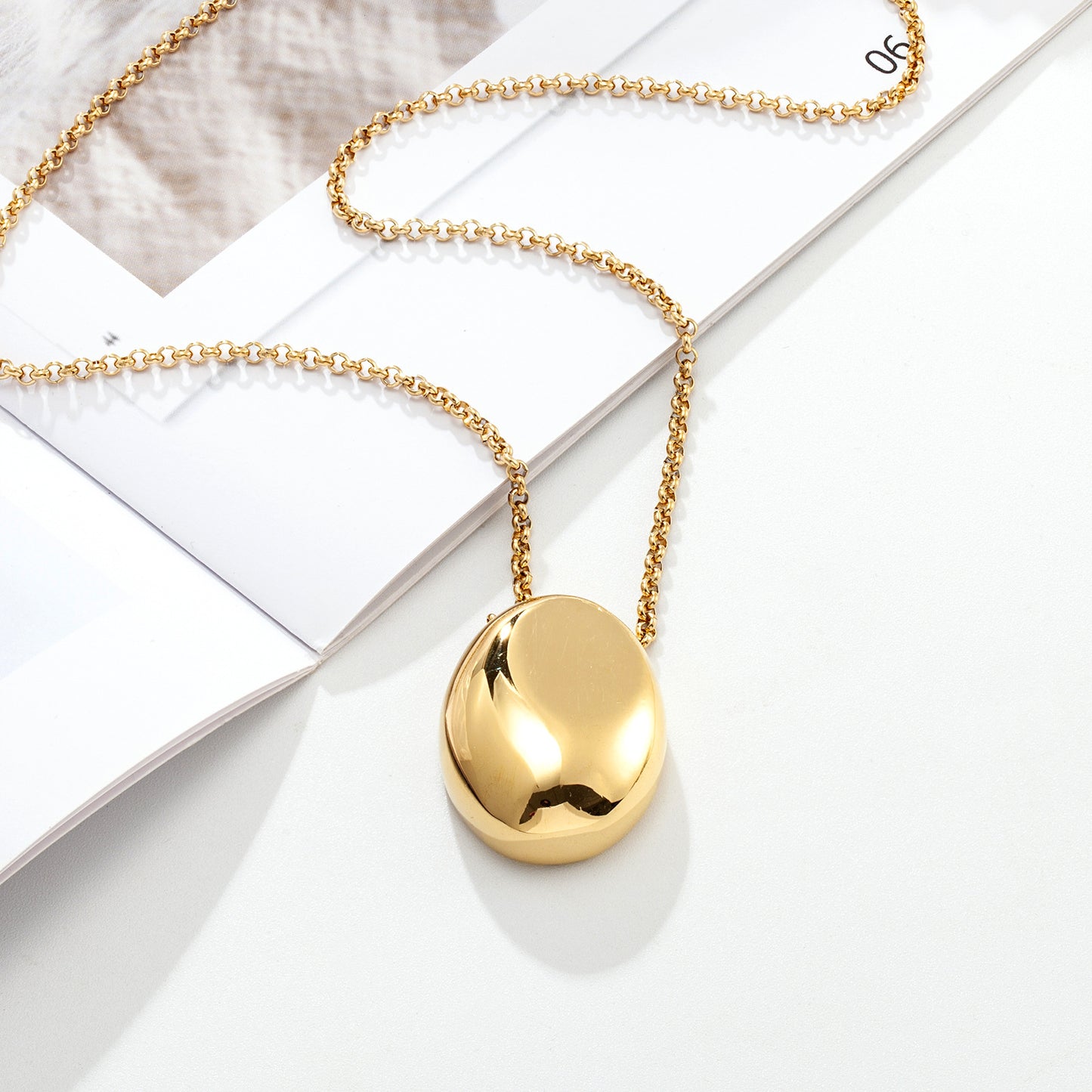 Korean Style Drop Pendant Necklace with Gold Plated Chain